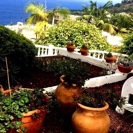 Casa Sauzal * Puntillo Del Sol