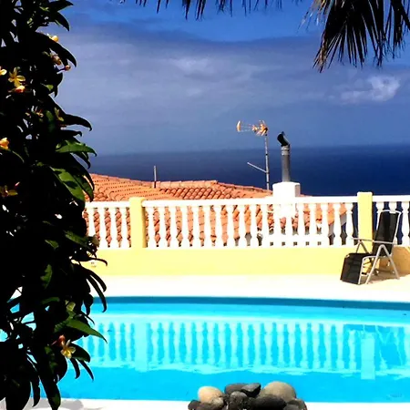 Casa Sauzal * Puntillo Del Sol